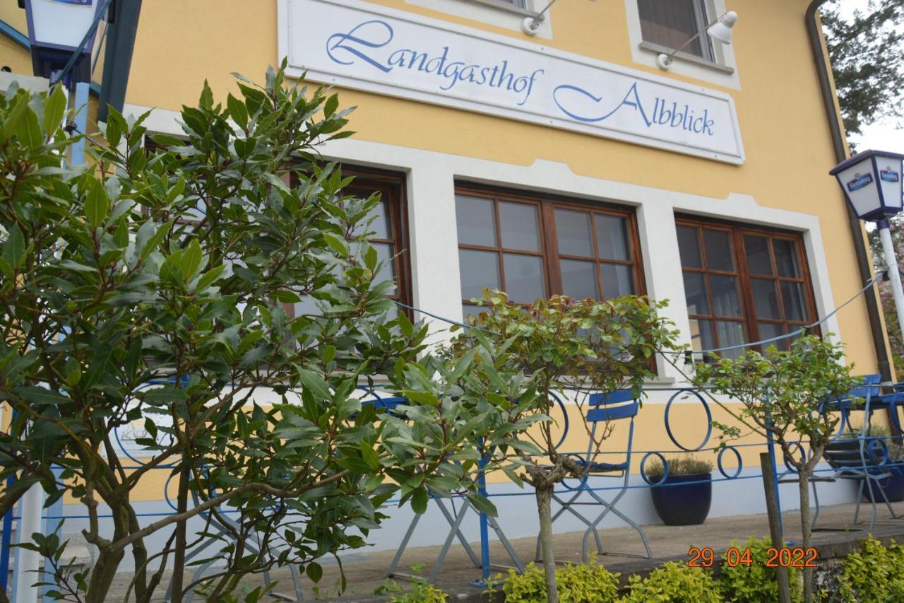 Hotel Albblick 3*